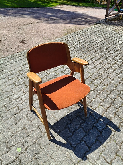 Olaf Ottelin status puutuoli