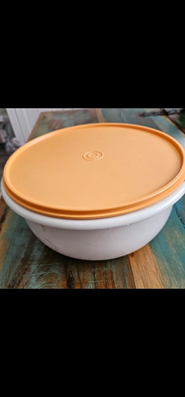 Tupperware kulho kannella valkoinen–oranssi