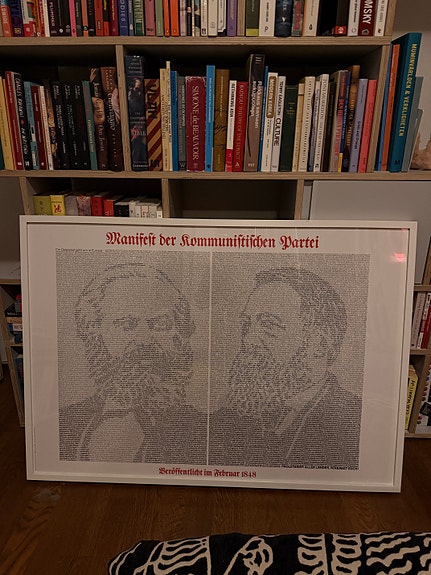 Marx ja Engels juliste IKEA-kehyksella