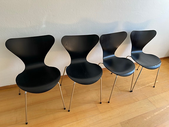 Fritz Hansen seiska tuoli