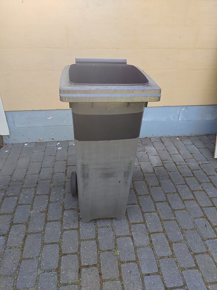 140L roska astia