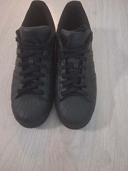 Adidas superstar