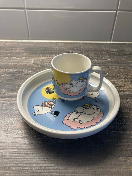 Lentävät muumit lastenastiasto
