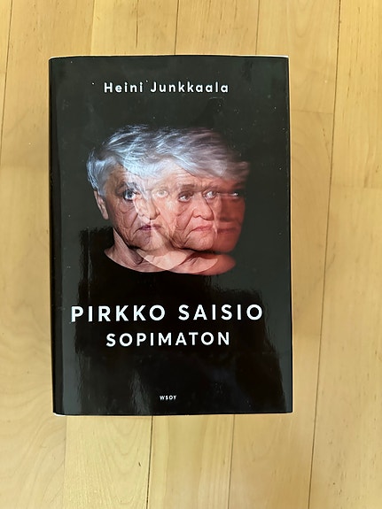 Pirkko Saisio – Sopimaton -kirja