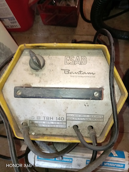 ESAB  TBH 140 hitsauskone