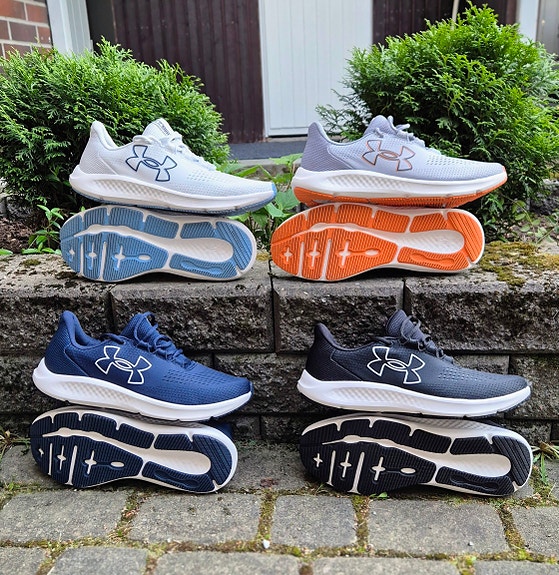 Under Armour juoksukenkiä, koko 43