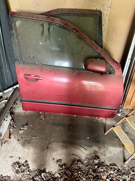 Nissan primera P11 osia