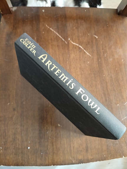 Eoin Colfer - Artemis Fowl