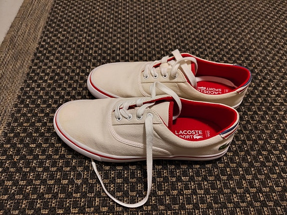 Lacoste tennarit 38