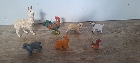 Schleich eläimiä