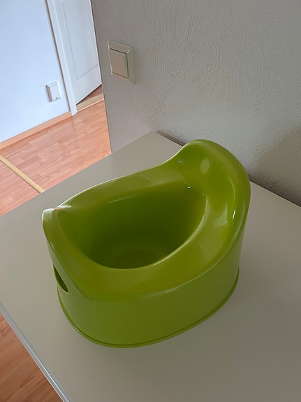 Lasten potta, WC-supistaja ja koroke