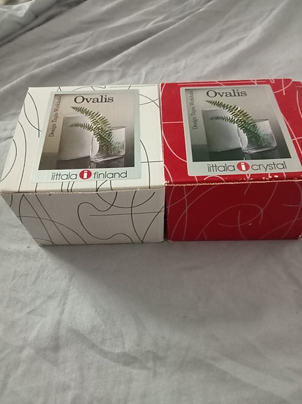 Iittala Ovalis valkoinen lasimaljakko Tapio Wirkkala 2kpl