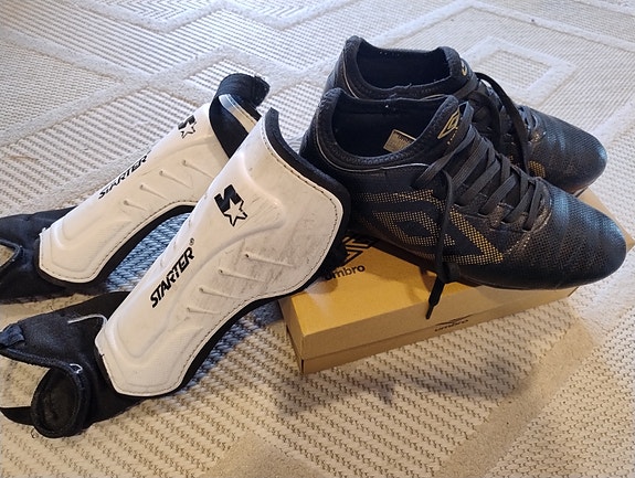 Nappikset UMBRO 36