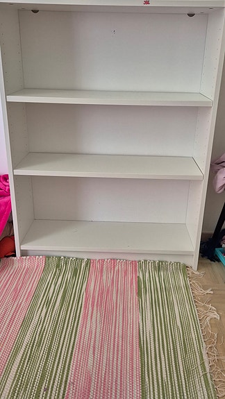 IKEA valkoinen billy hyllykkö