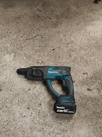 Makita DHR202 Poravasara