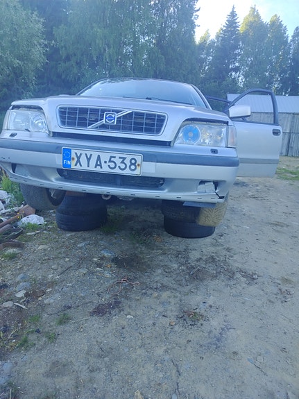 Volvo S40 varaosasuto
