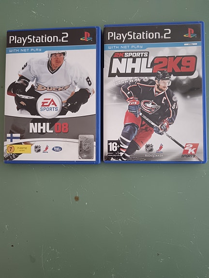 Playstation 2 NHL 08 ja NHL 2K9 pelit