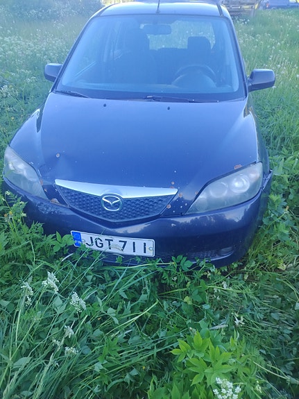 Mazda 2 varaosiksi