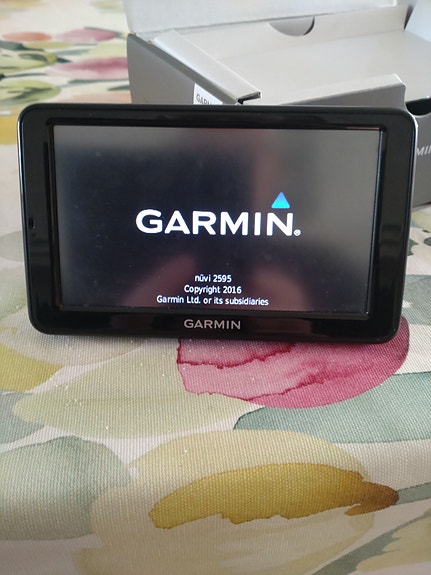 2595 Garmin nuvi Bluetooth ääniohjaus.