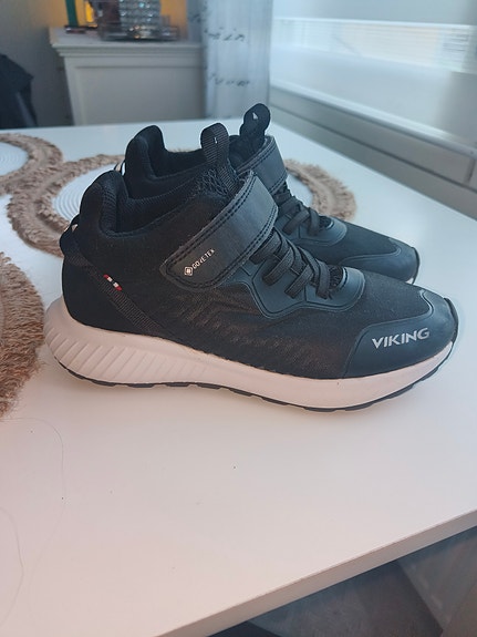 Viking goretex välikausikengät