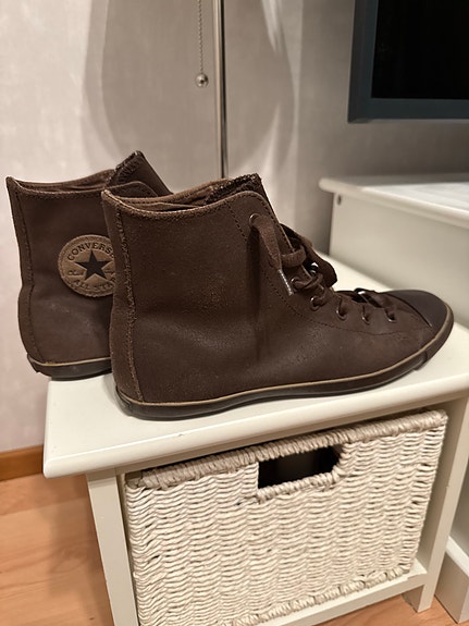 Harvinaiset Converse All Star Slim Hi mustat/ruskeat mokkatossut 39