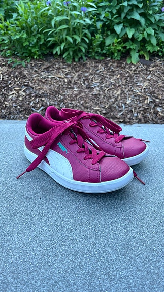 Puma tennarit