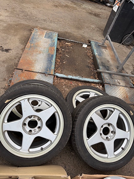 Azev A bmw 17 tuumaa