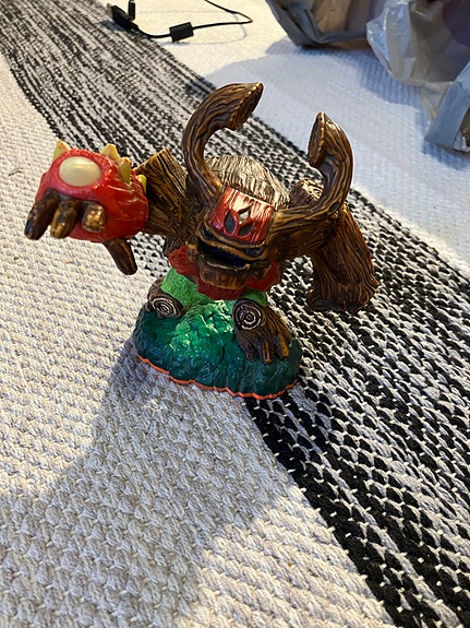 Skylanders hahmo Tree Rex