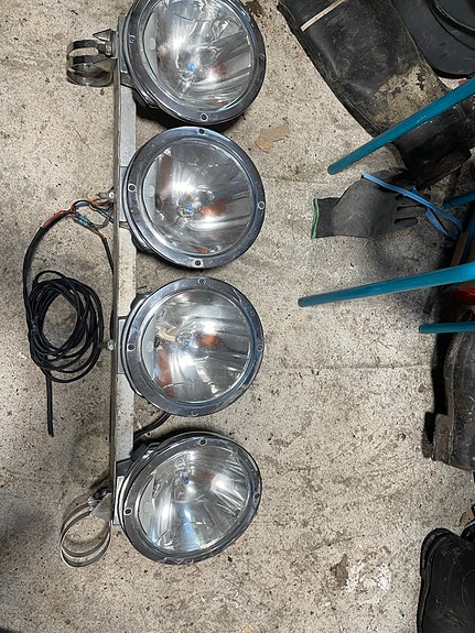 Hella luminator chromium lisävalot