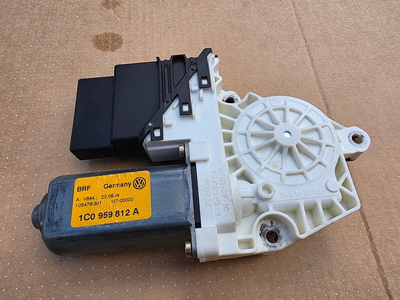 Lasinnostimen moottori, OT - Volkswagen Golf variant IV -04