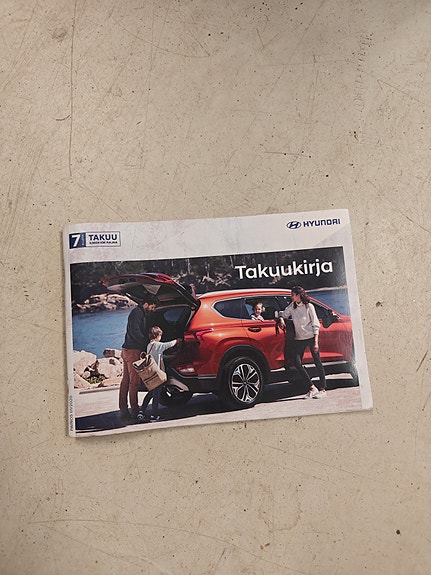 Hyundai huoltokirja