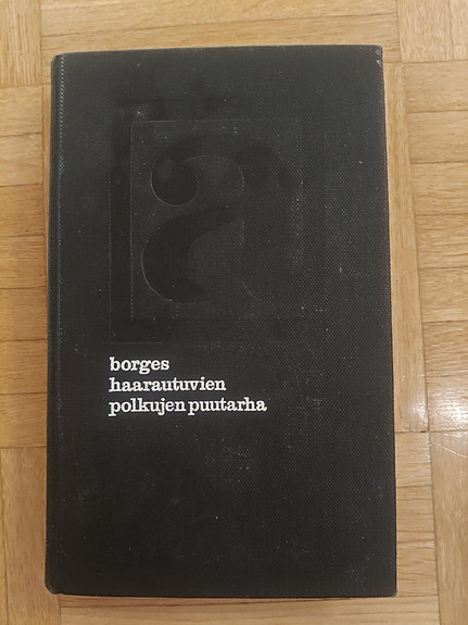 Borges: Haarautuvien polkujen puutarha -kirja