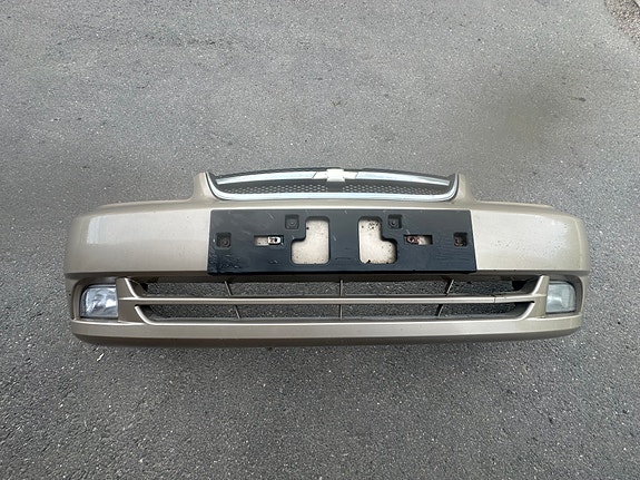 Etupuskuri Chevrolet Nubira 2006