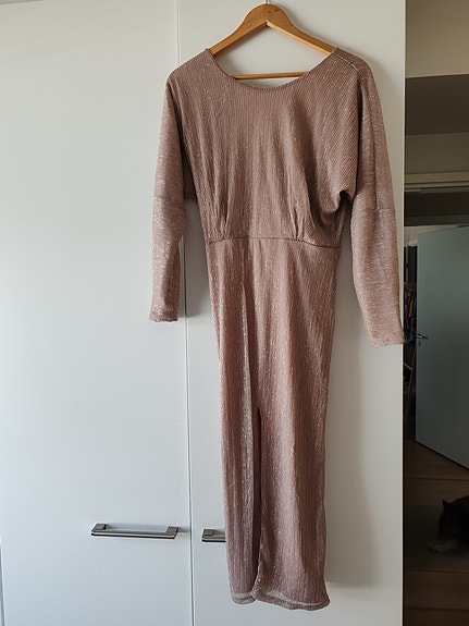 Nelly iltapuku koko 36 beige