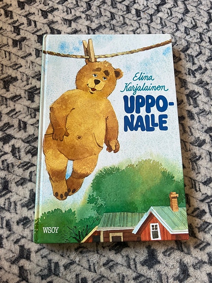 Elina Karjalainen Upponalle lastenkirja