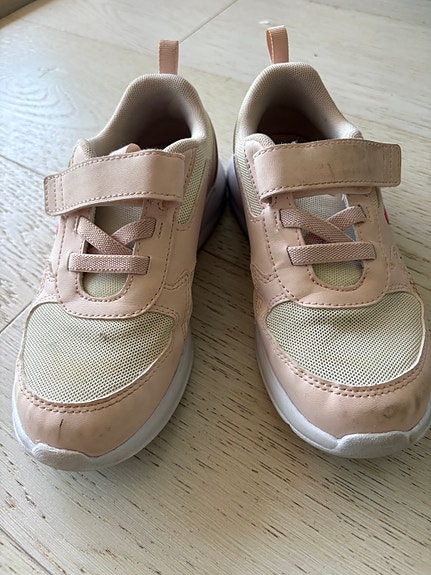 Puma lasten sisäpelikengät koko 33