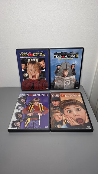 Yksin kotona elokuvat 1-4 dvd