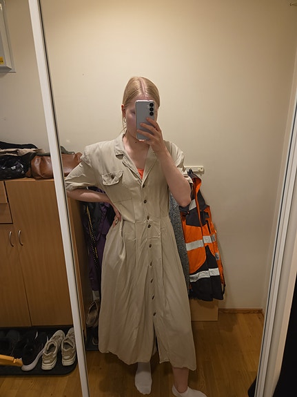 Beige mekko 38