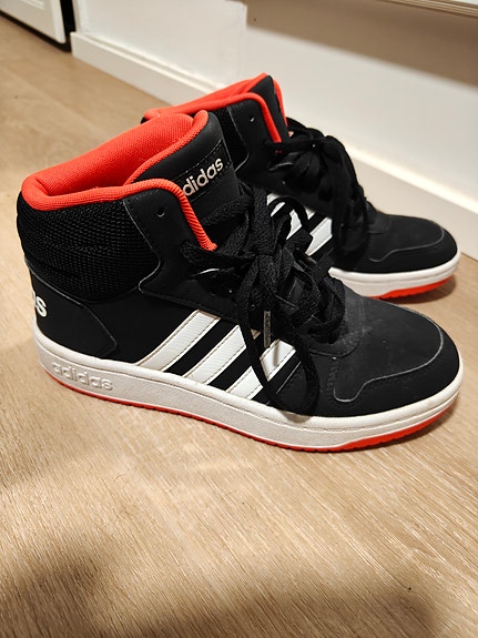 Adidas lenkkarit 38⅔