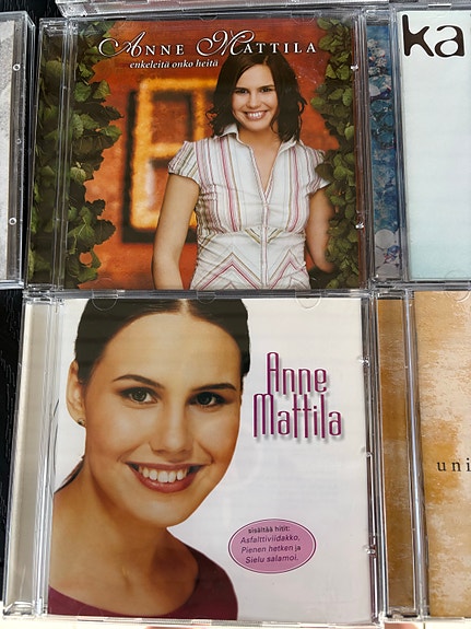Suomi-iskelmä CD-levyjä kokoelma