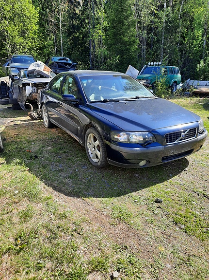 Pari s60 Volvoa osina