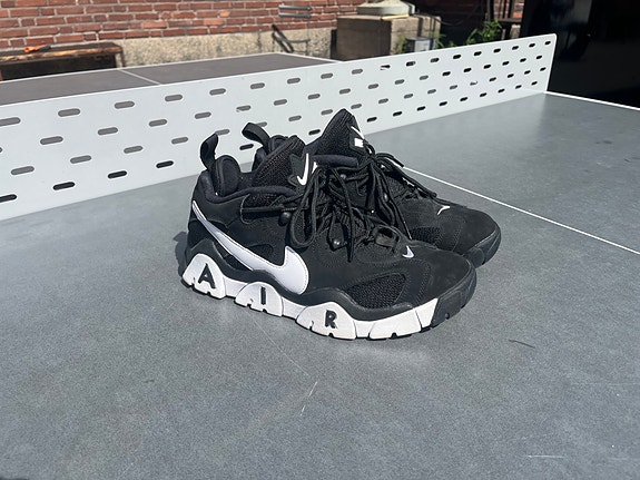 Nike Air Barrage Low Black/White (Koko 44)