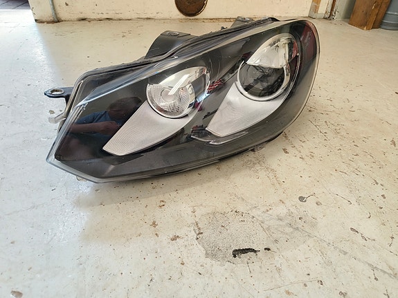 Volkswagen Golf ajovaloumpio