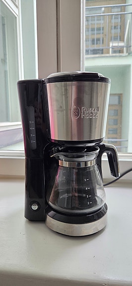 Myydään Russell Hobbs Compact kahvinkeitin