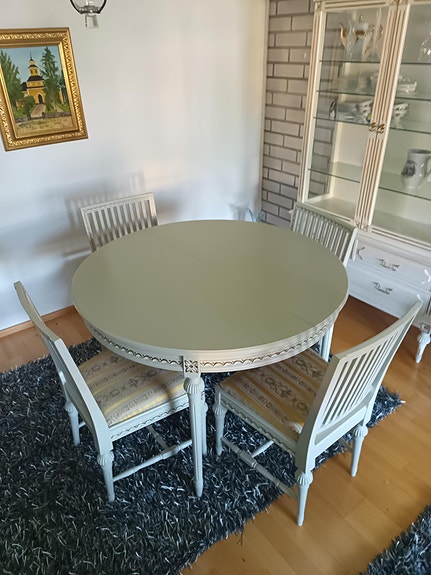Kustavilainen ruokailuryhmä