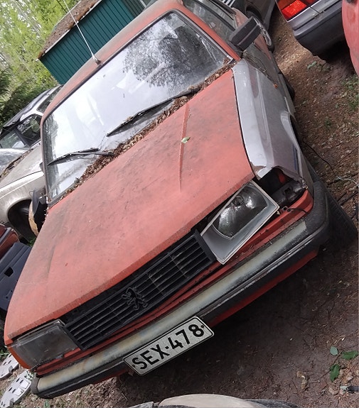 Peugeot 305 varaosia