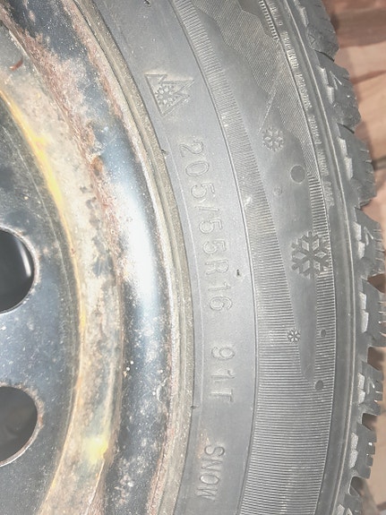 toyota nastarenkaat vanteilla