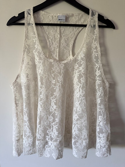 Gina Tricot valkoinen pitsitoppi