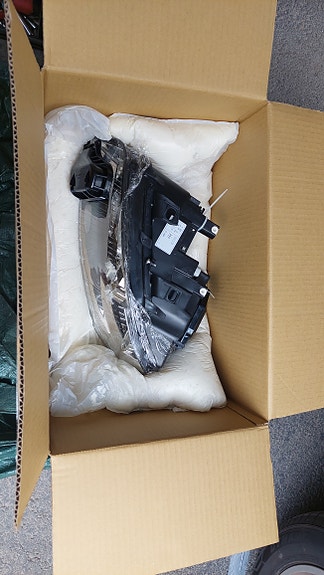 Audi A4 B6 2000-2004 etuvaloumpiot