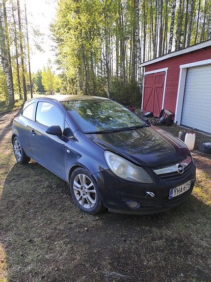 Opel Corsa D osina